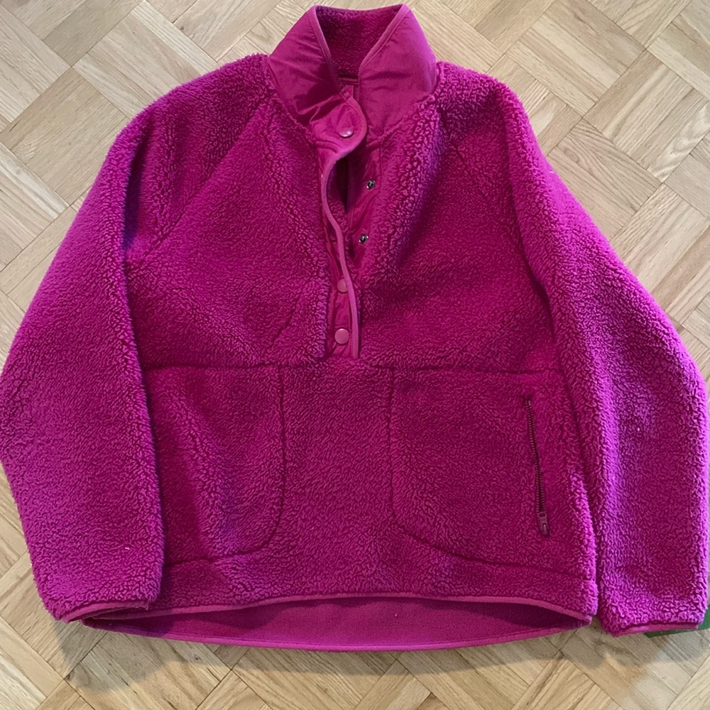Fleece pullover